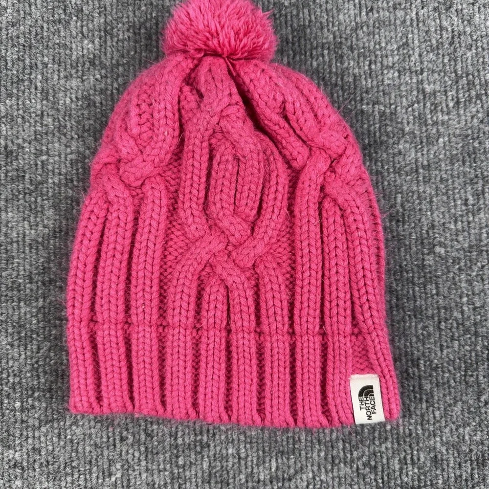 The North Face Beanie Girls One Size Pink‎ Cable Knit Pom Winter Warm Hat
